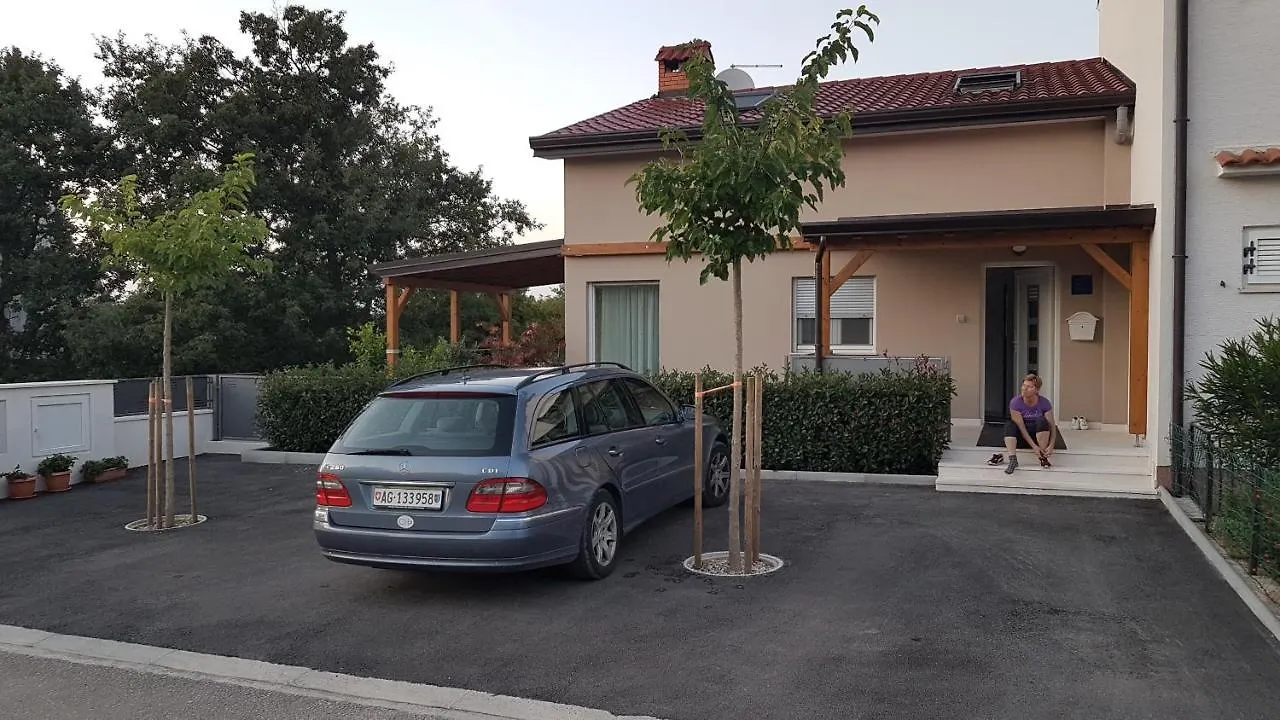 Zagar Apartment With Jacuzzi Porec 0*,  Croatia