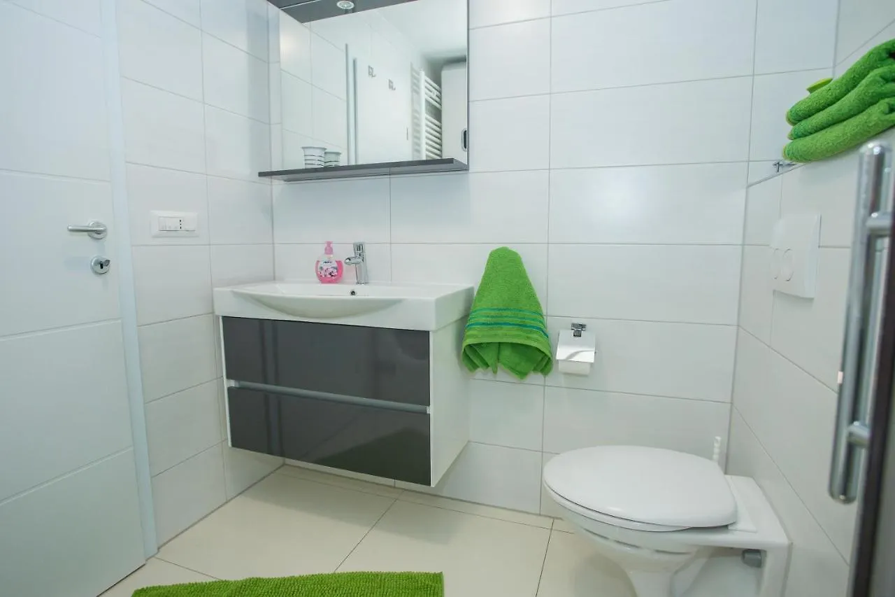 بوريتش Zagar Apartment With Jacuzzi