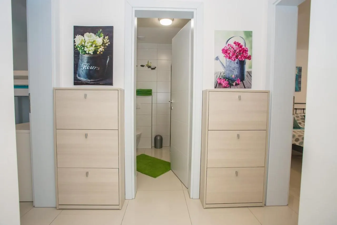بوريتش Zagar Apartment With Jacuzzi كرواتيا